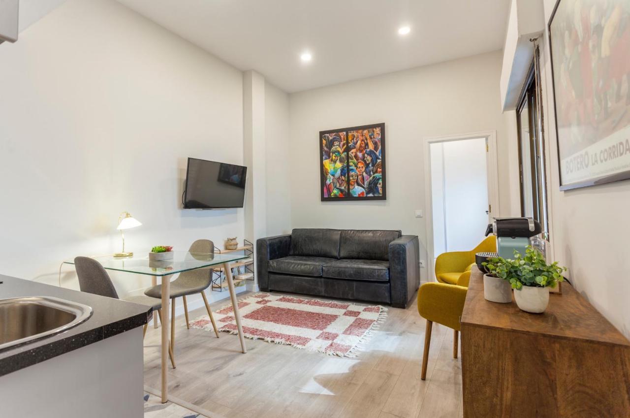 Apartamento Gran Via En Madrid Exterior foto
